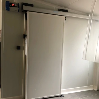 Boulangerie MARIE Jullouville : Installation et vente de matériel. Installation d’une chambre froide dans le labo de fabrication.